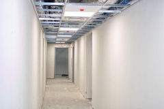 Hallway-outside-Council-Chambers